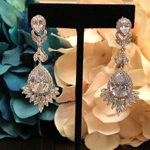 Wedding earrings